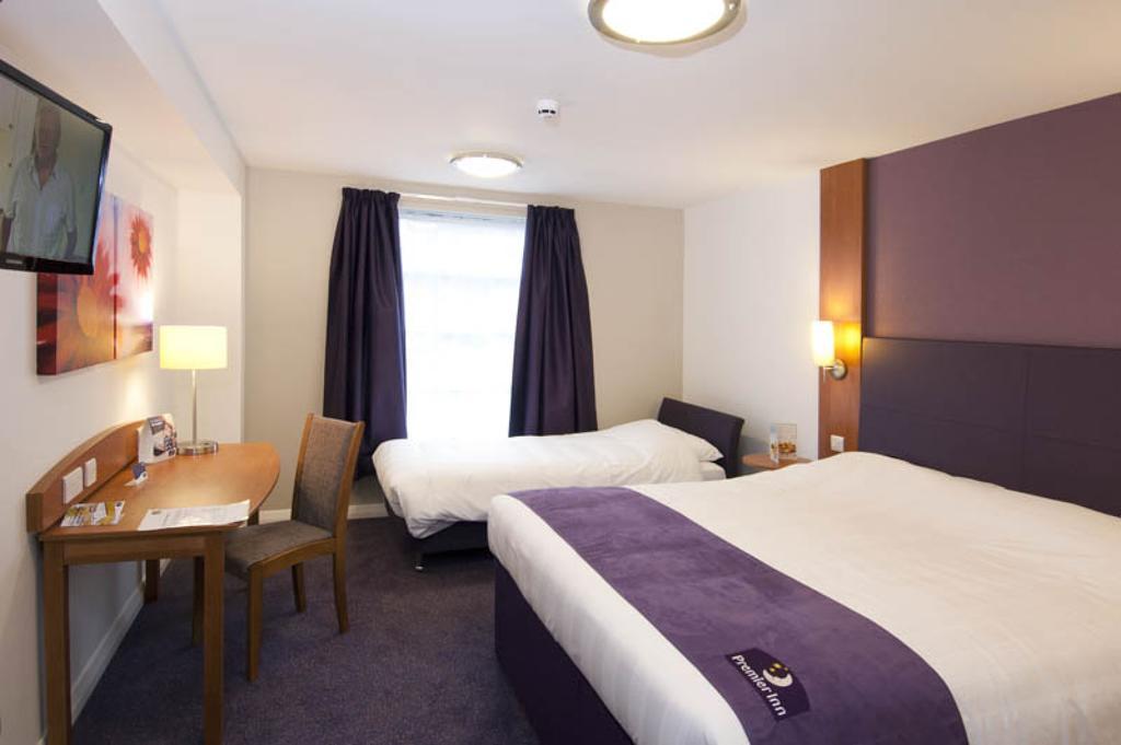 Premier Inn Ashford Central Quarto foto