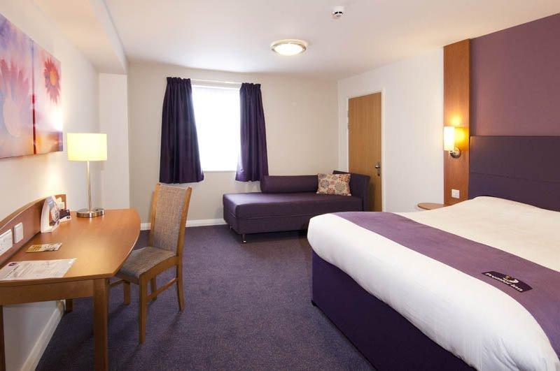 Premier Inn Ashford Central Exterior foto
